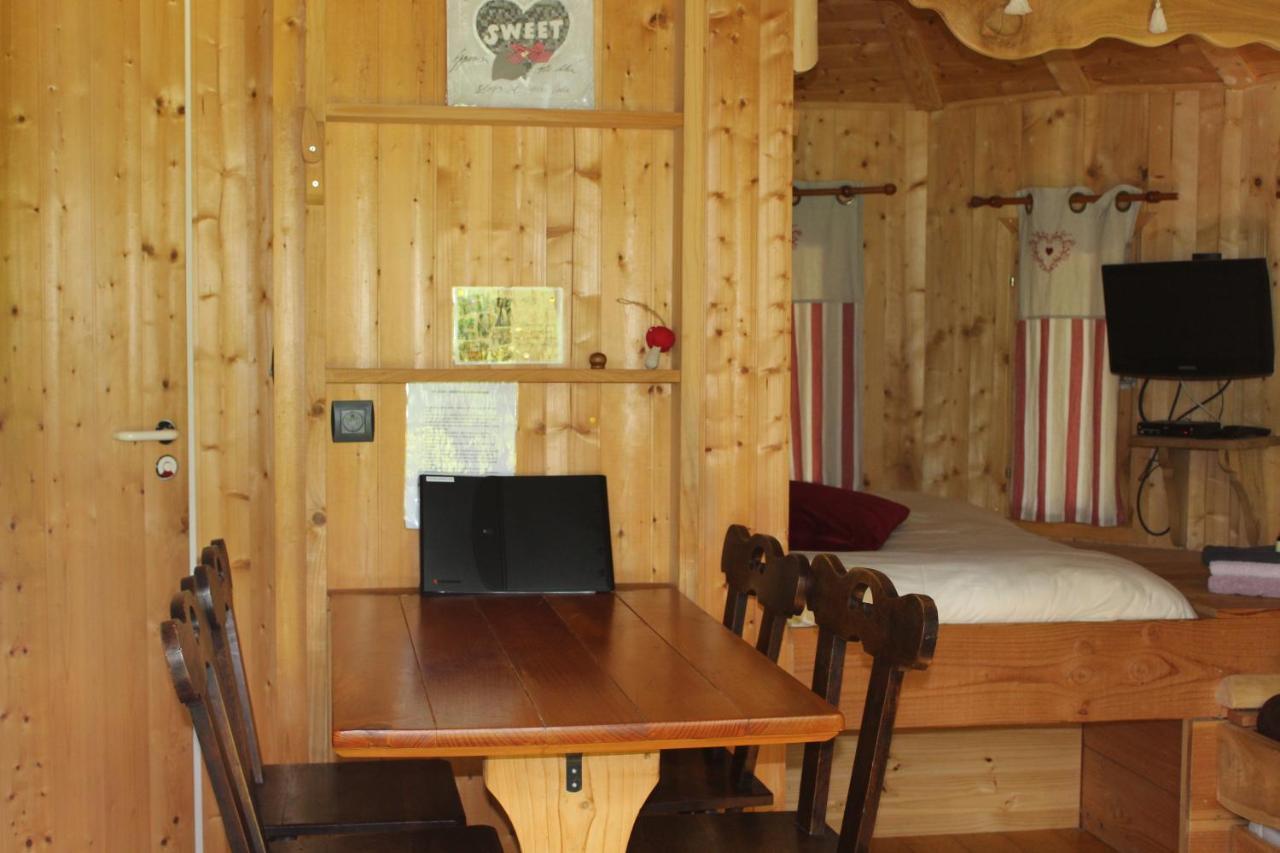 Domaine De - Gites, D'hotes & *